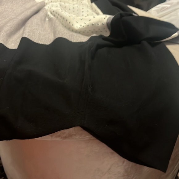 Aaeda crew neck sweater with beaded area, color block, feels like cashmere - Picture 8 of 8